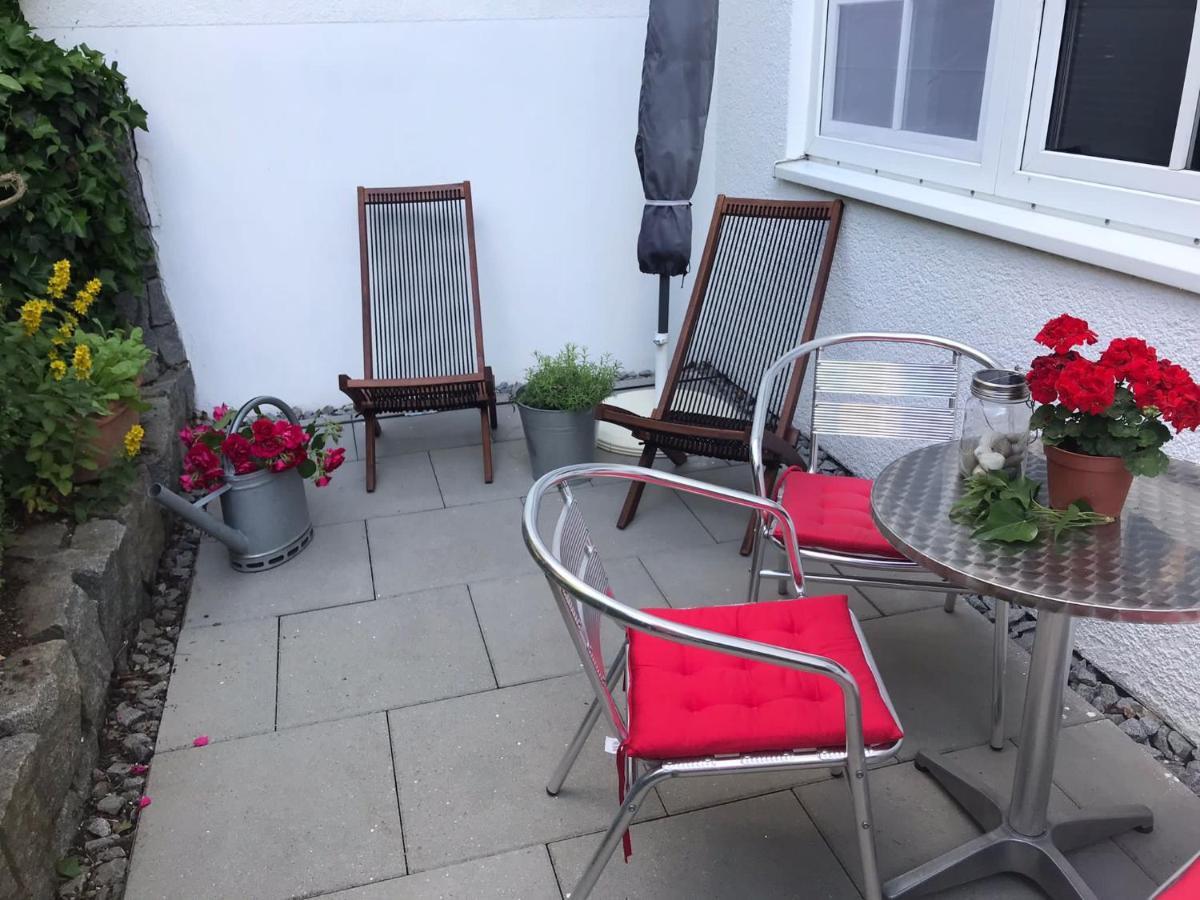 Modernes Apartment Mit Terrasse Und Highspeed Internet Zwischen Aalen Und Schwaebisch Gmuend Goggingen Eksteriør billede