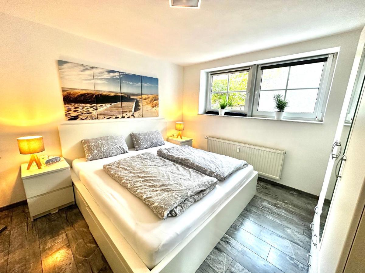 Modernes Apartment Mit Terrasse Und Highspeed Internet Zwischen Aalen Und Schwaebisch Gmuend Goggingen Eksteriør billede